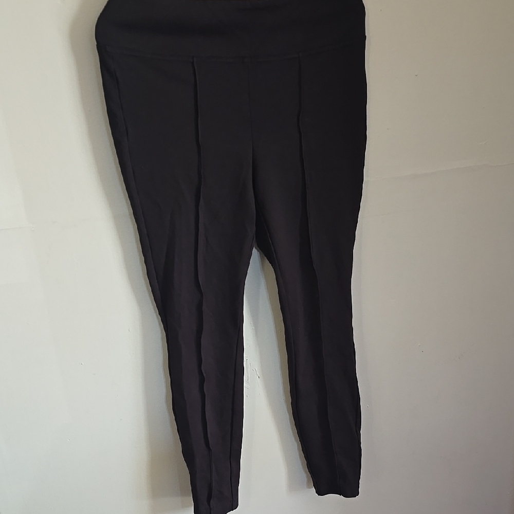 Nine West Black Cropped Ankle Pants with Elastic Waistband